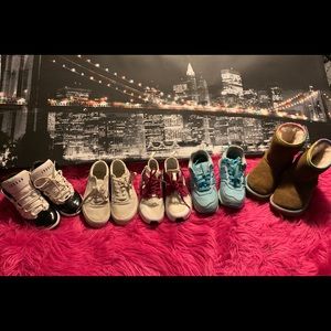 Size 12.5 children sneakers